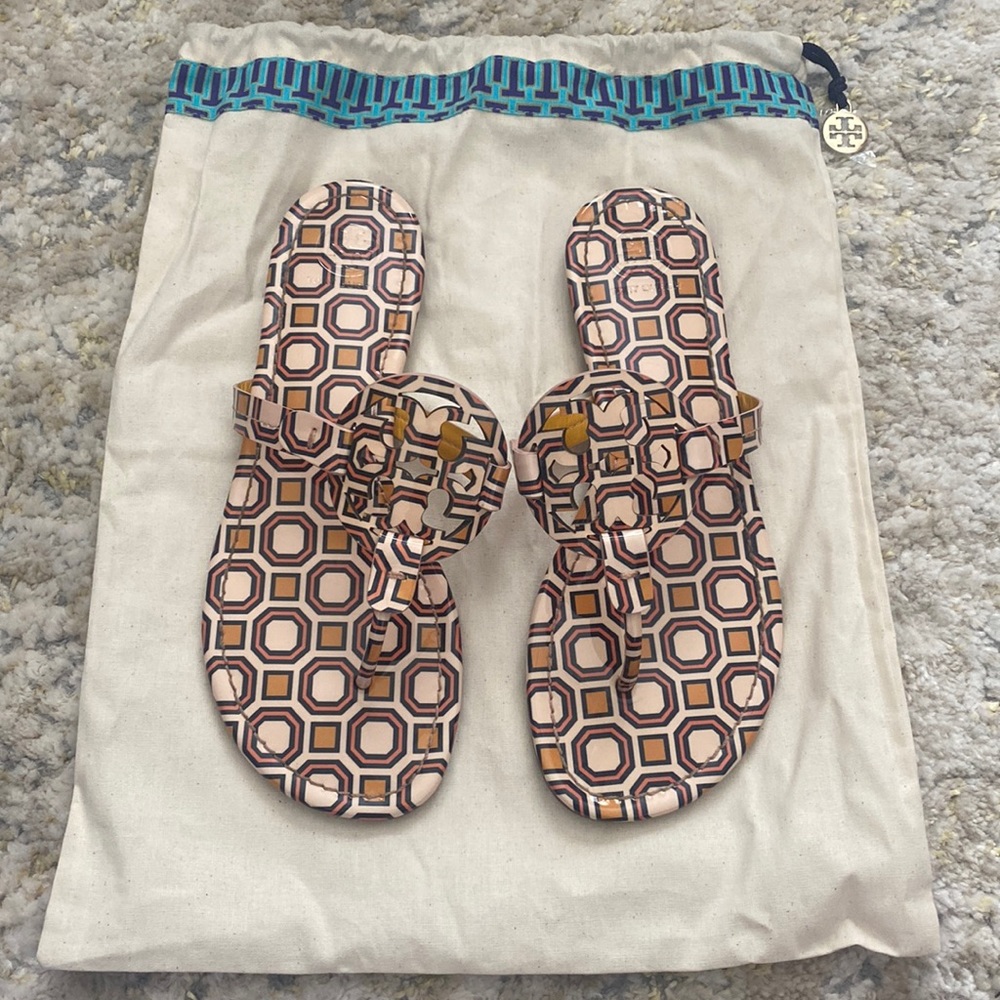 Womens Tory Burch Sandals - size 8.5!